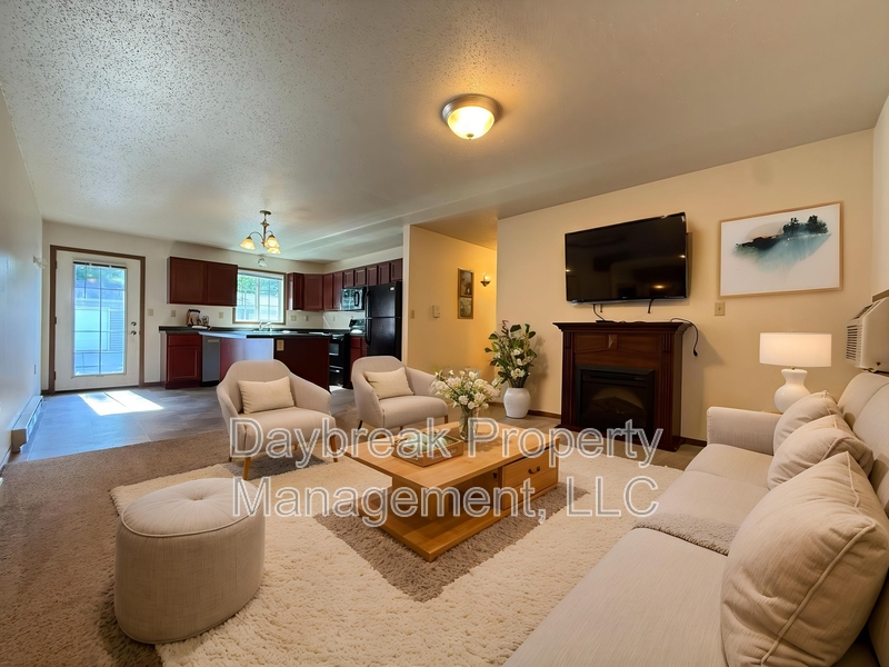 Moorhead Condo: 317 16th Street South - 5