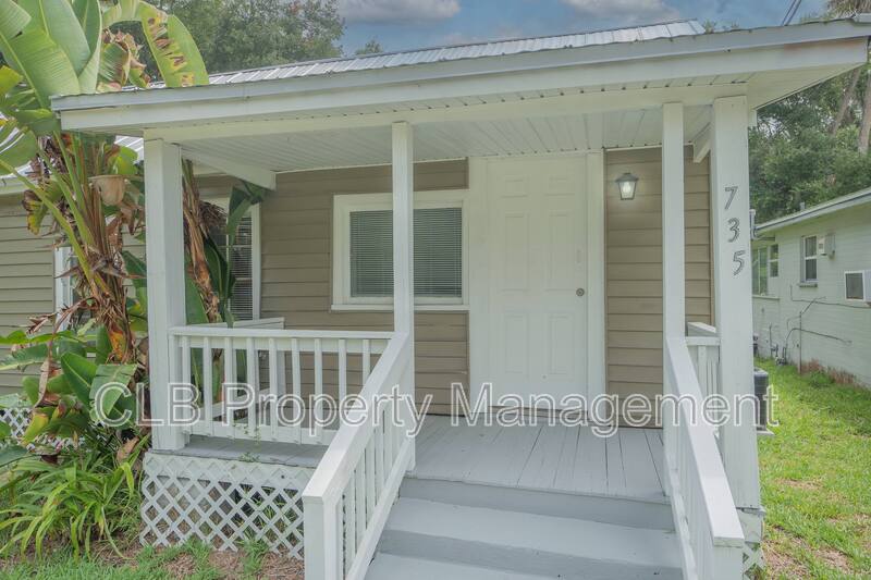 Daytona Beach House: 735 Marion St