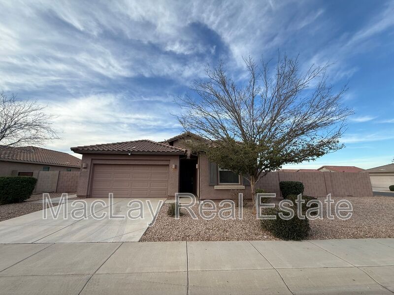 San Tan Valley House: 2372 E. Dust Devil Dr.