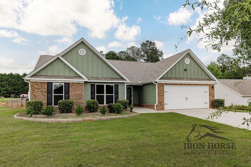 Winder House: 1394 Hardigree Rd
