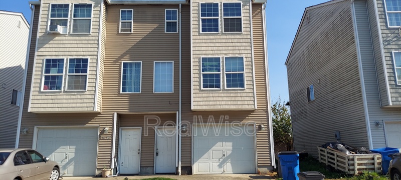 Vancouver Townhome: 5719 NE 135th Ave