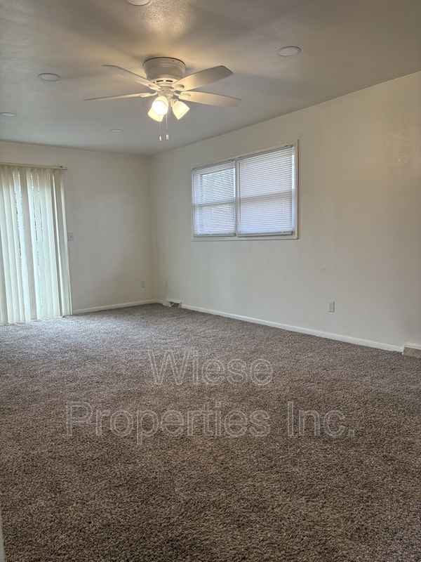 Sherman House: 408 Amherst Drive