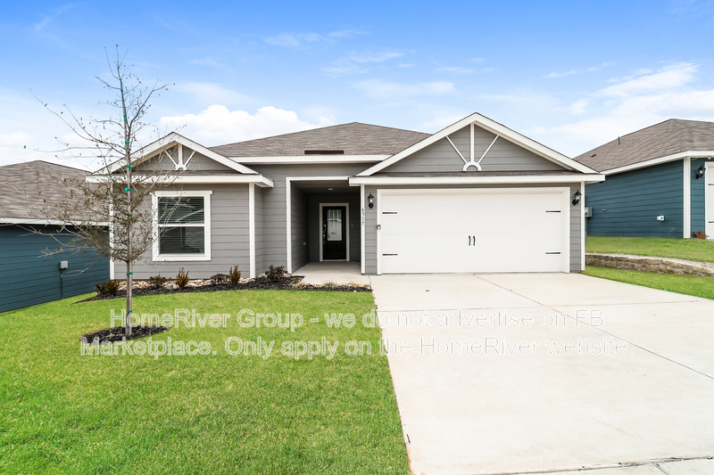 Dallas House: 6317 Baraboo Dr
