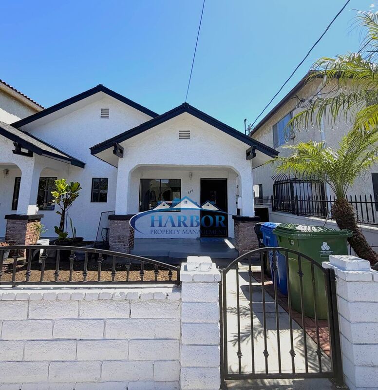 San Pedro Condo: 645 W 15th Street