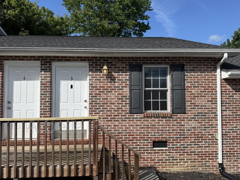 Johnson City Condo: 1909 Cherokee Rd