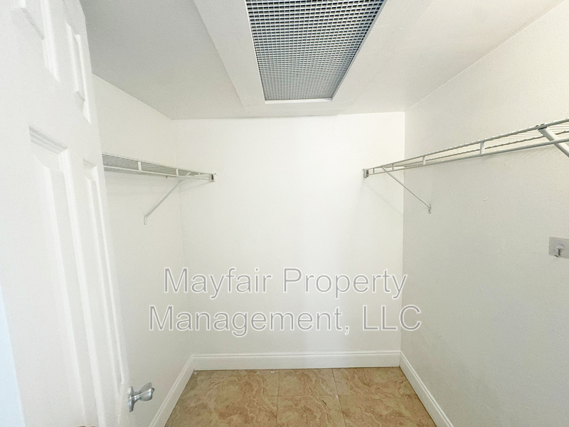 Request a Viewing for 4405 Treehouse Lane (Arbor Keys), 25E Tenant Turner