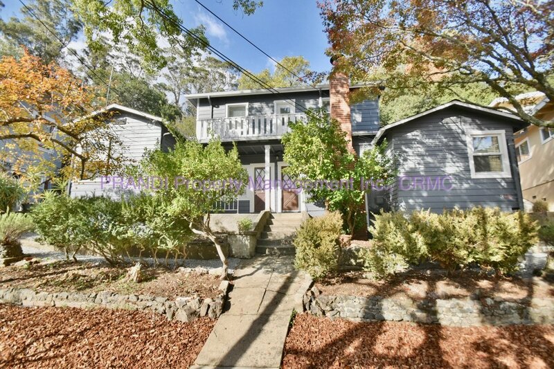 Fairfax Condo: 111 Chester Ave