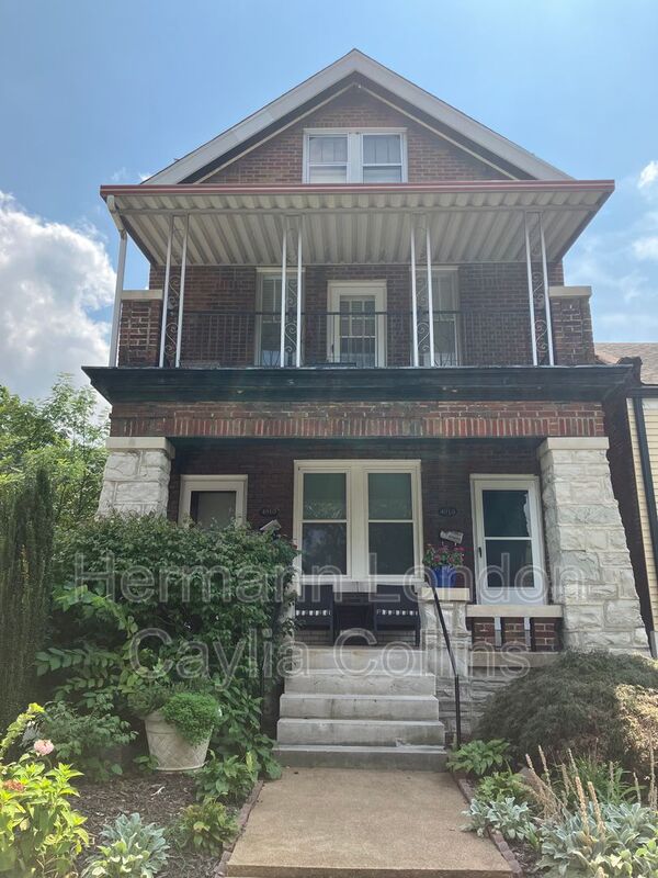 St. Louis House: 4910 Bonita Avenue - 2F