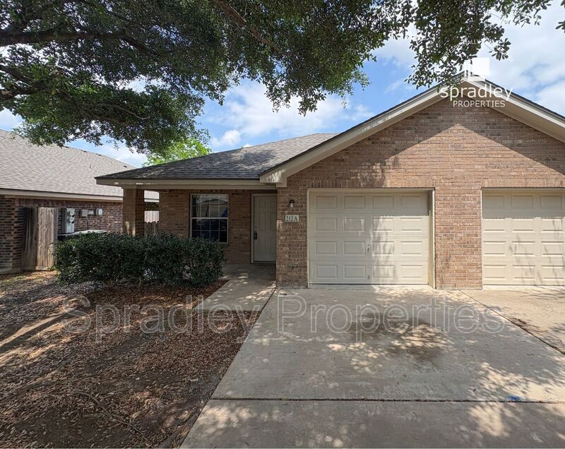 Temple Condo: 212A Andy Ln