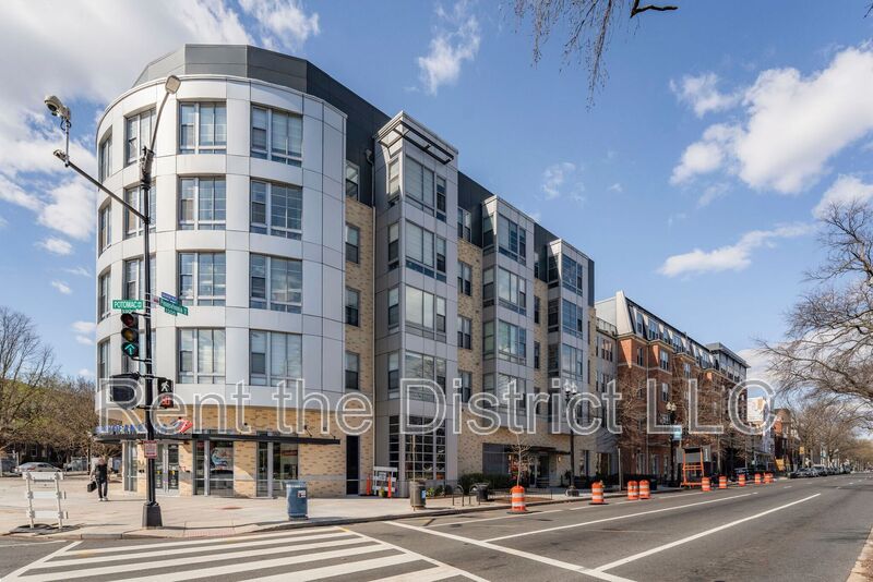 Washington Condo: 1391 Pennsylvania Avenue SE
