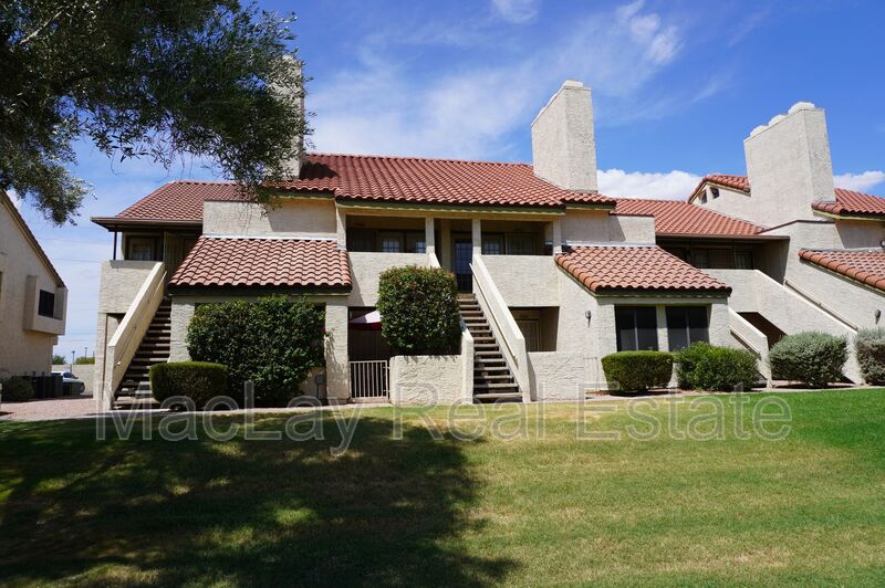 Mesa Condo: 30 E Brown rd