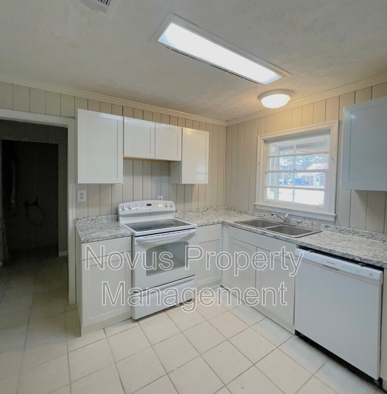 Austell House: 135 Love Street