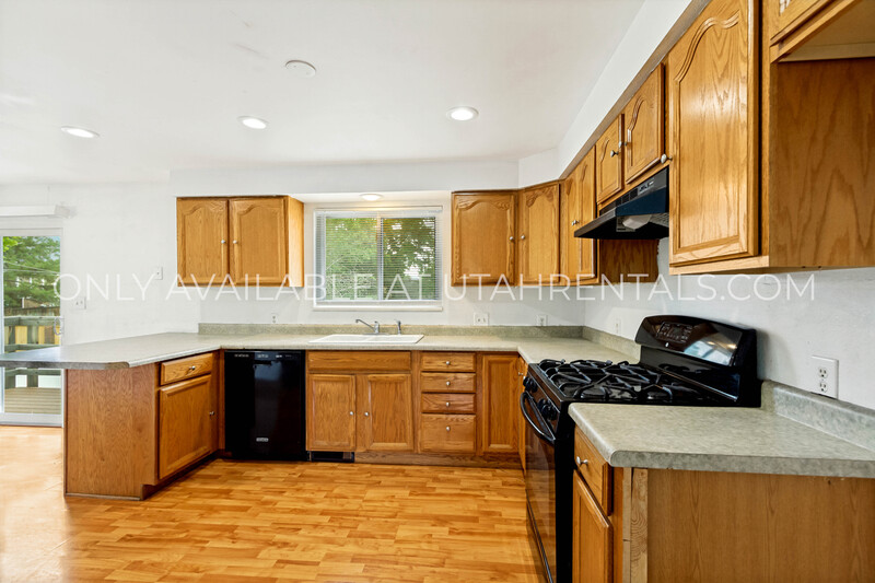 Orem House: 262 E 1165 N
