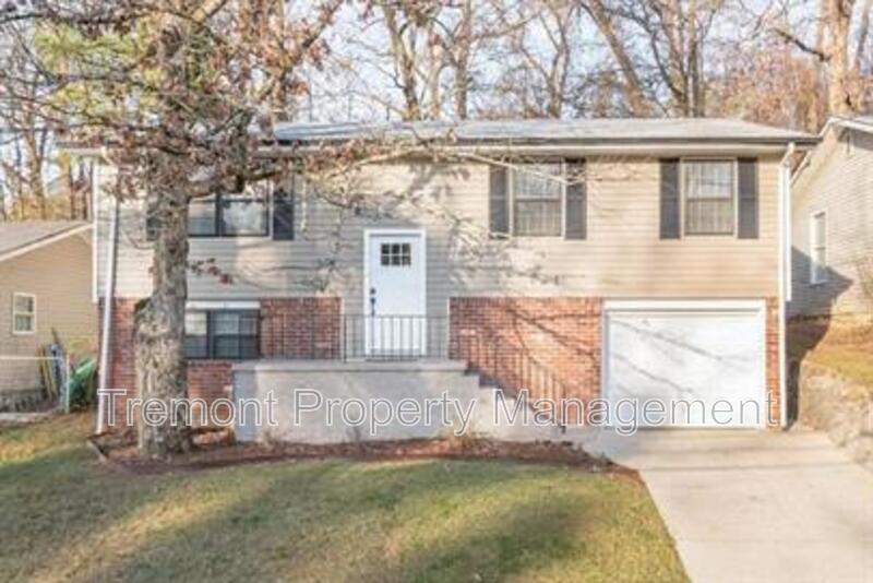 Chattanooga House: 615 Snow St