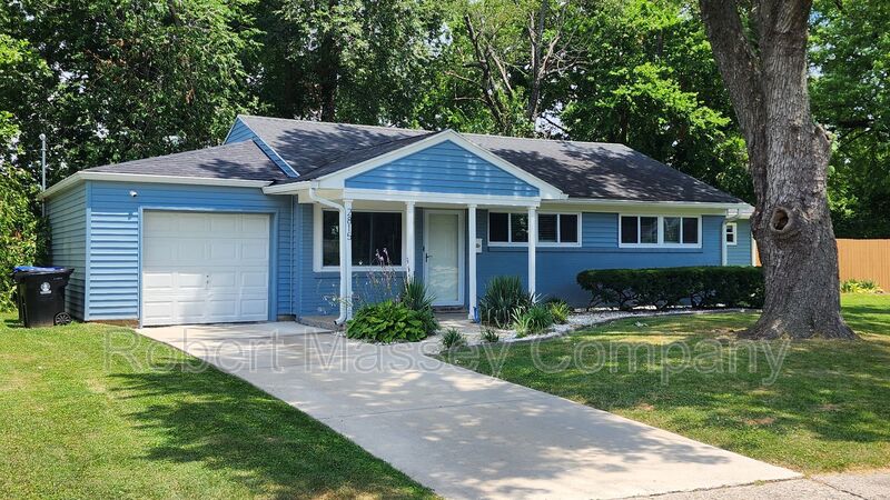 Louisville House: 2815 Joan Avenue