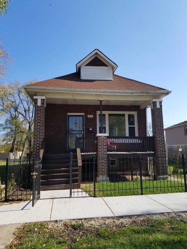 Chicago House: 9331 South Evans Ave