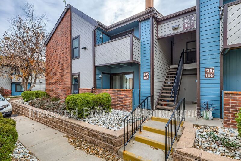 Aurora Condo: 11913 E Harvard Ave