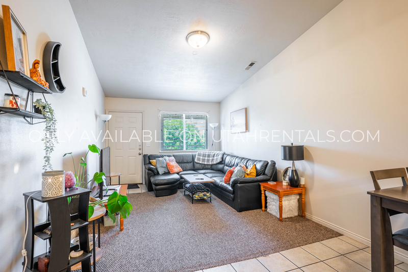 Provo House: 1969 N Canyon Rd