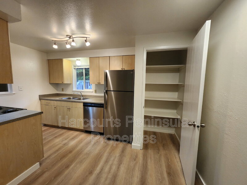 Poulsbo Condo: 45 NE Torval Canyon Rd