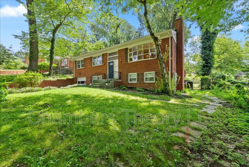 Falls Church House: 3035 Hazelton St.