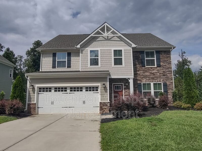 Charlotte House: 10474 Black Locust Ln