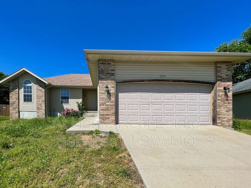 Springfield House: 3314 N Marion Ave