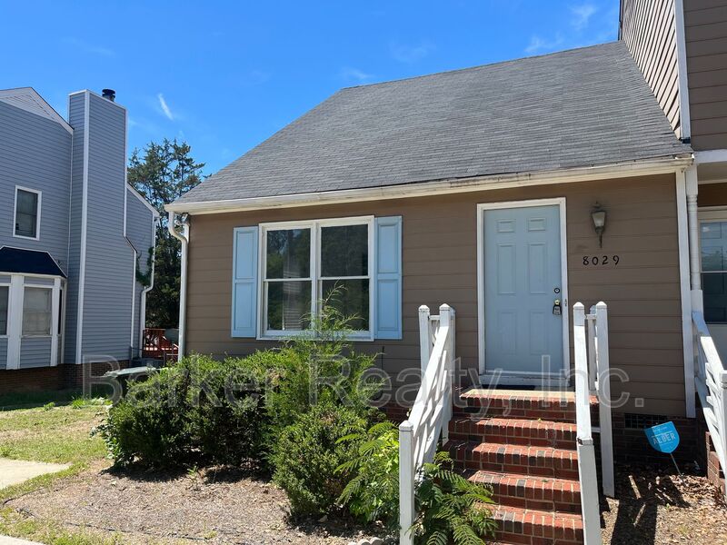 Raleigh Condo: 8029 Perry Creek Road