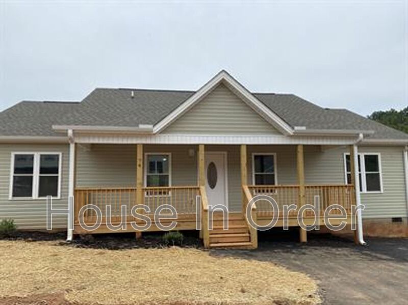 Mars Hill House: 74 Patriot Place