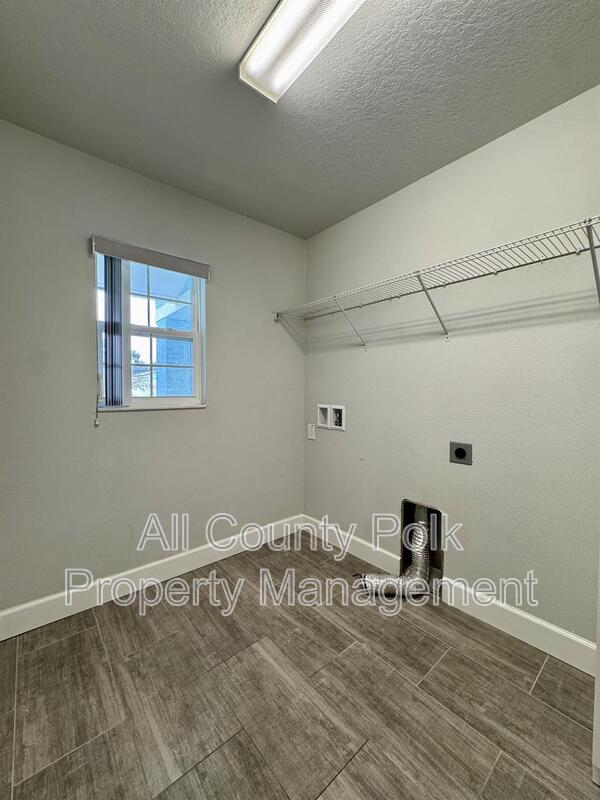 Main Rental Photo 11
