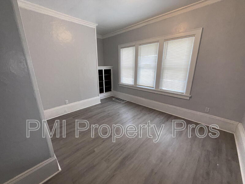 Milwaukee Condo: 2361 N 12th St