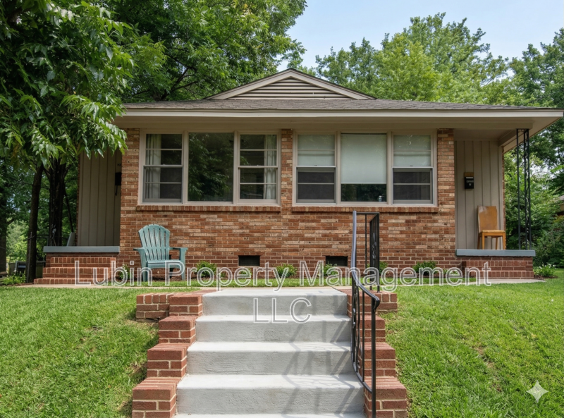 Memphis Condo: 2468 Yale Ave