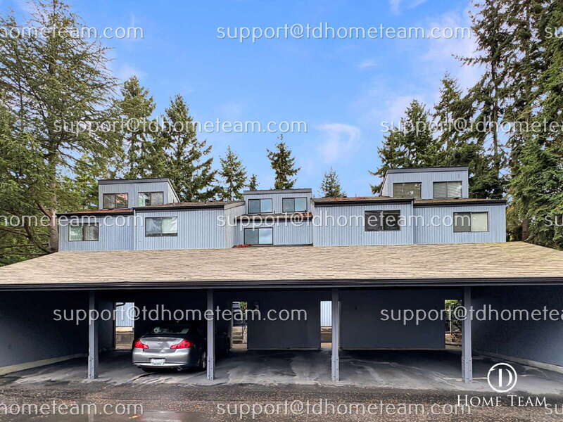 Renton Townhome: 1850 Grant Ave S