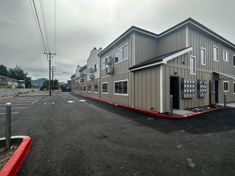 Medford Condo: 1935 Table Rock Rd