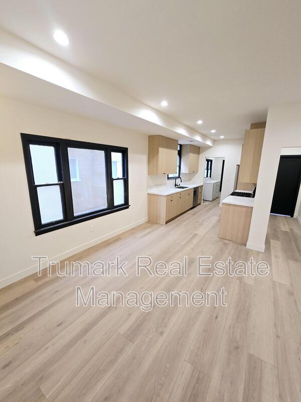 Glendale Condo: 609 E Garfield Ave