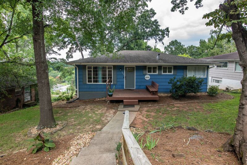 Birmingham House: 600 22nd Ave S