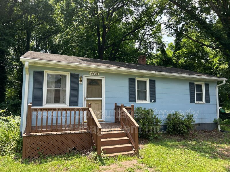 Greensboro House: 4403 Edgemore Road