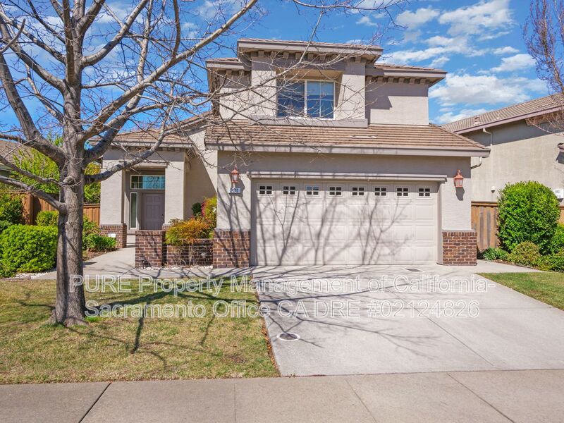 Folsom House: 2011 Misty Meadows Dr.