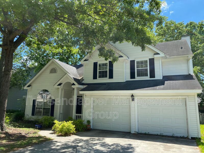 Mount Pleasant House: 1287 Horseshoe Bend