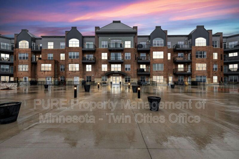 Saint Paul Condo: 1800 Graham Ave
