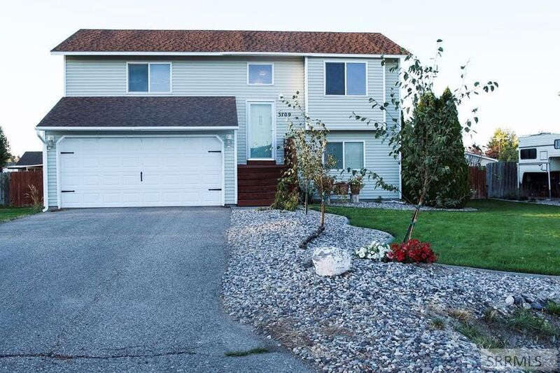 Idaho Falls House: 3709 East 20th North