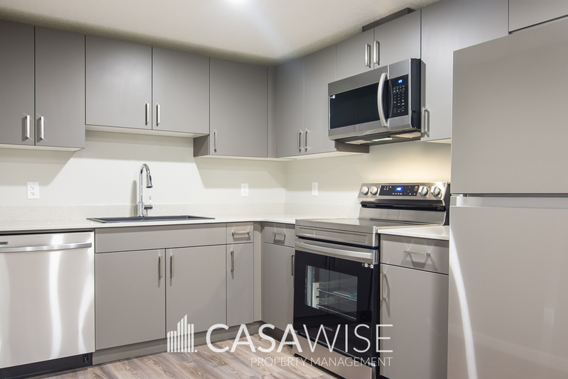 Edmonton House: 6239(bsmt) 176 Avenue Northwest