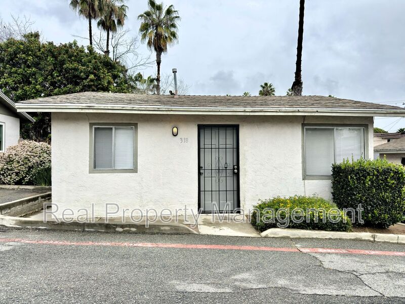 Vista House: 318 Washington Street