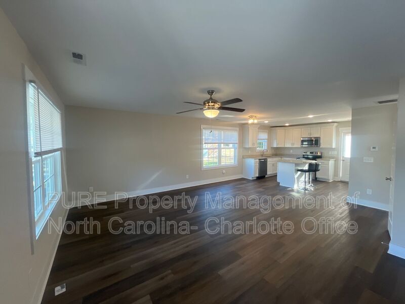 Kannapolis House: 1402 Martin Luther King Ave