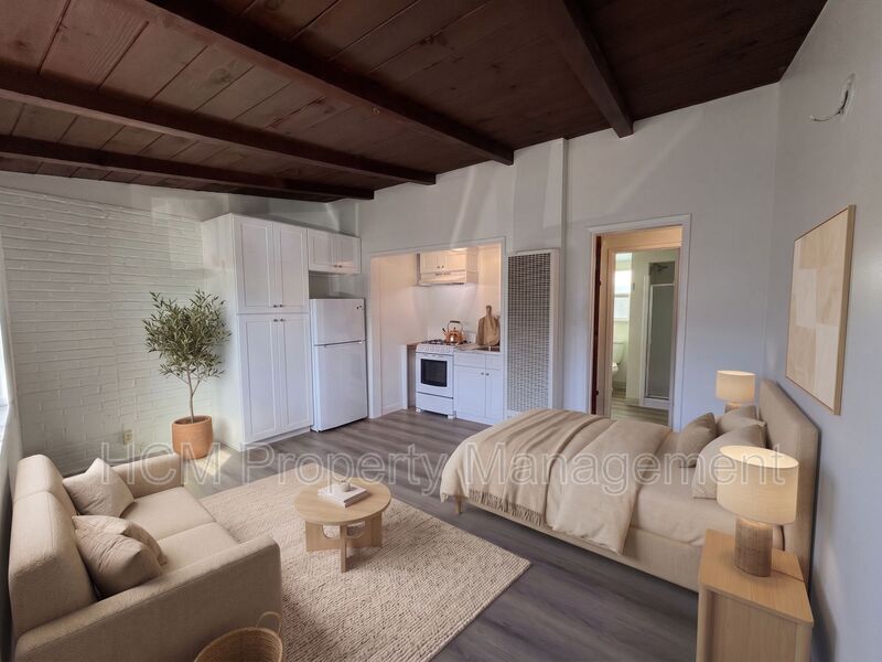 Culver City Condo: 12331 Havelock Ave