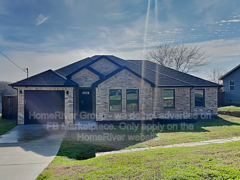 Dallas House: 2842 Pall Mall Ave
