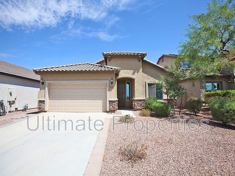 Peoria House: 10814 W Swayback Pass