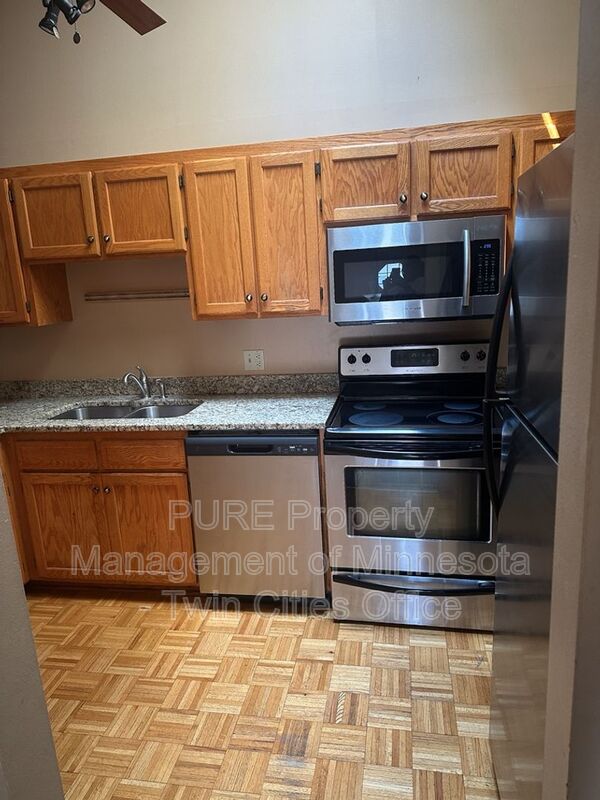 Woodbury Townhome: 3299 Juliet Dr