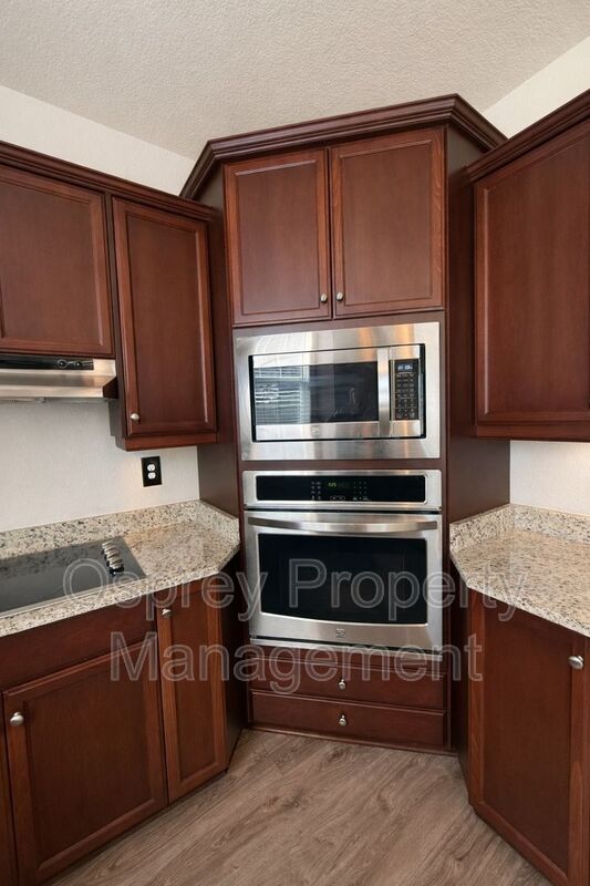 Spacious end-unit home in Virginia Beach!  - Photo 6