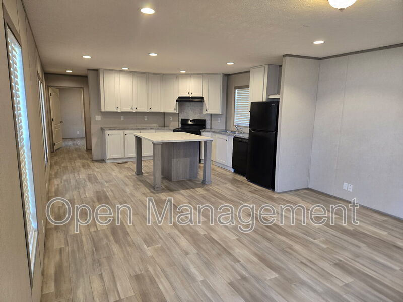 Joplin House: 4511 Dirt Rd