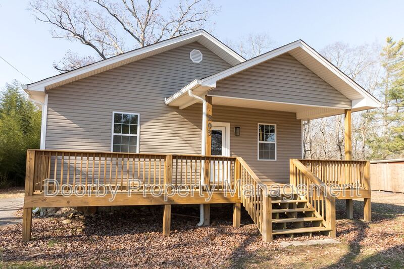 Signal Mountain House: 203 Timberlinks Drive